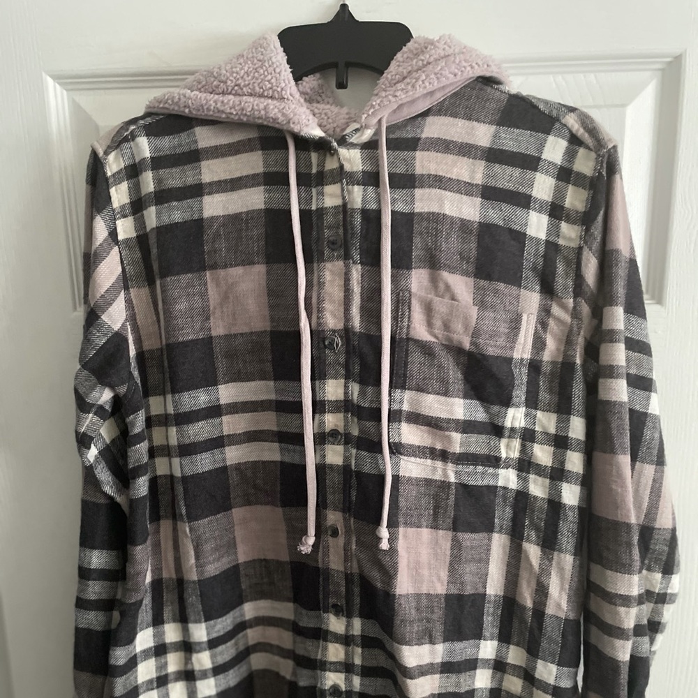 American eagle hooded flannel